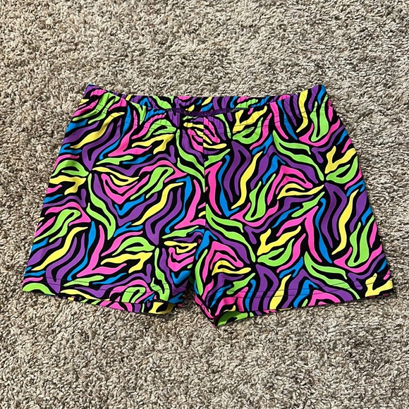 Patterned Spandex - Picture 1 of 5